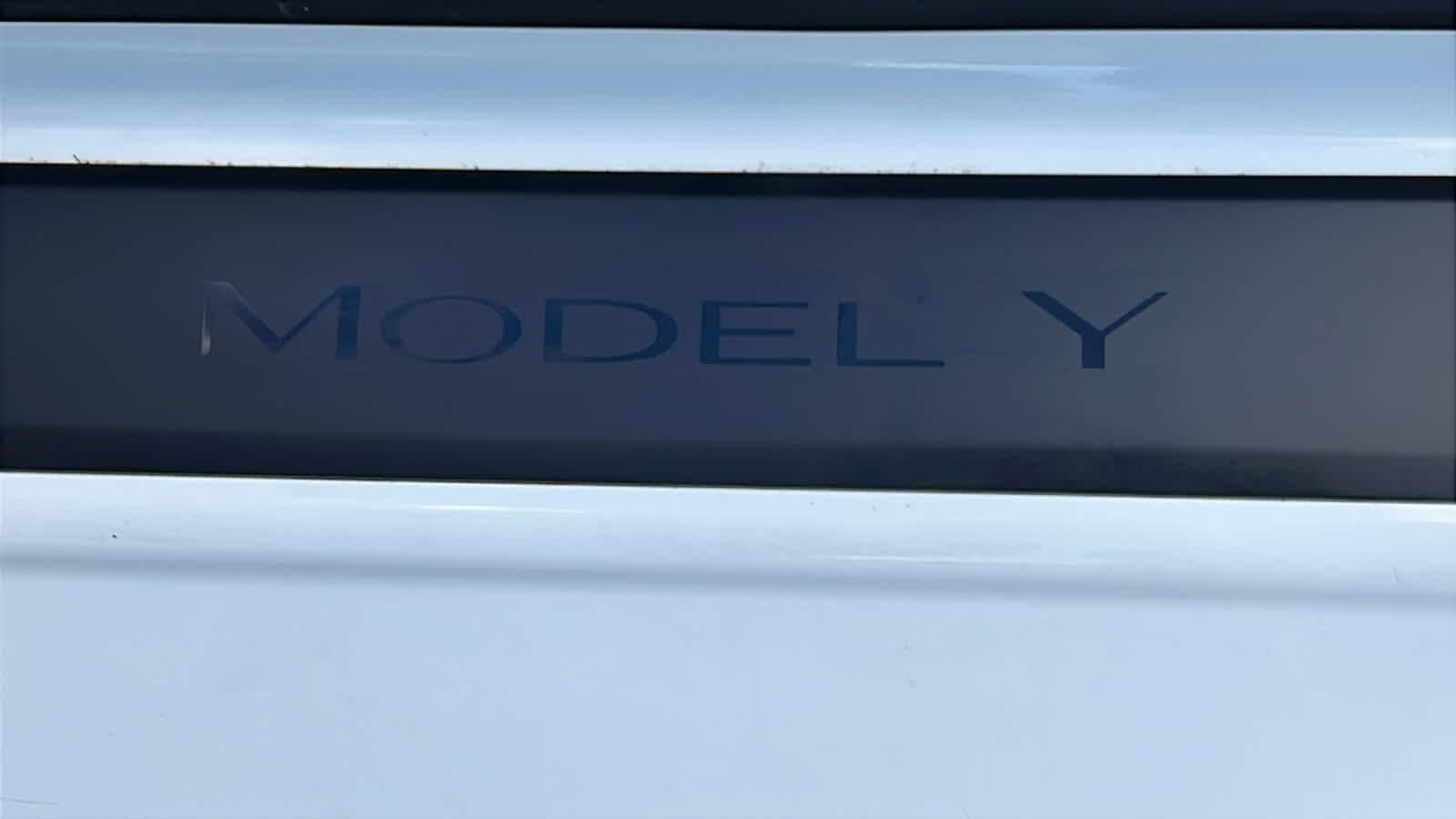 Thumbnail: 2023 Tesla Model Y - 26