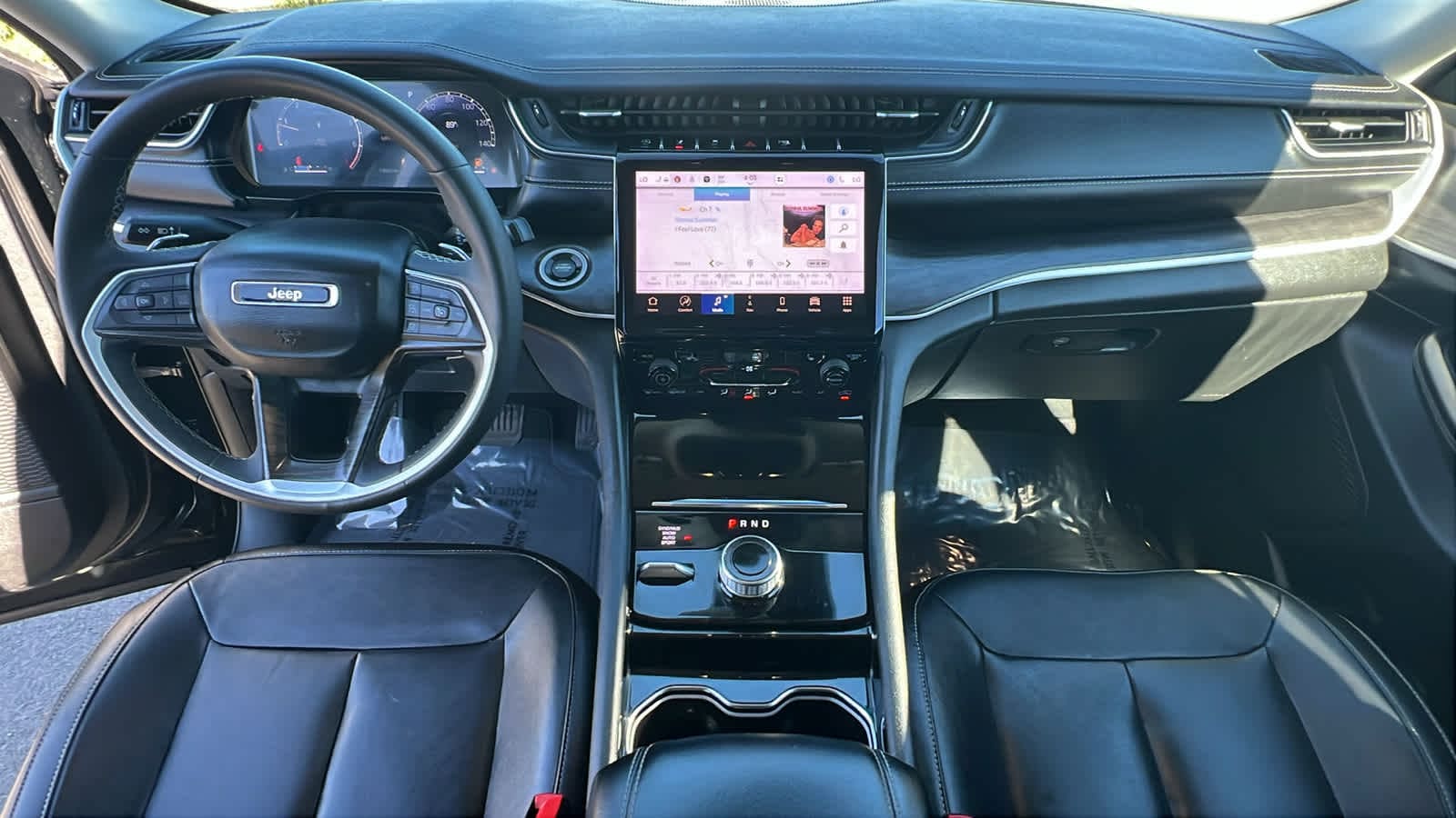 Thumbnail: 2023 Jeep Grand Cherokee - 26