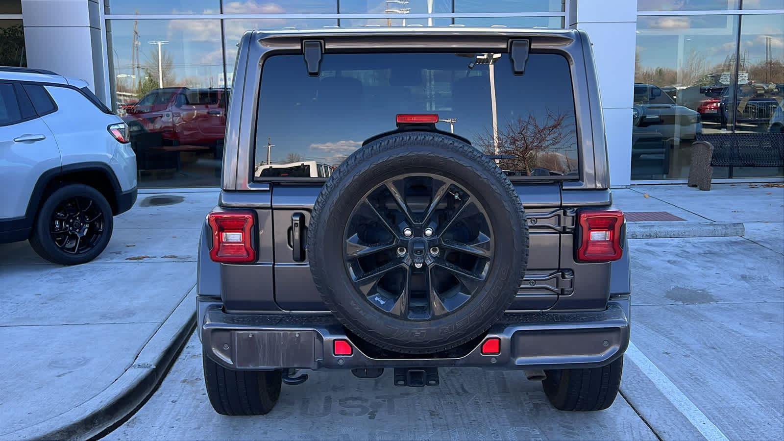 Thumbnail: 2021 Jeep Wrangler - 8