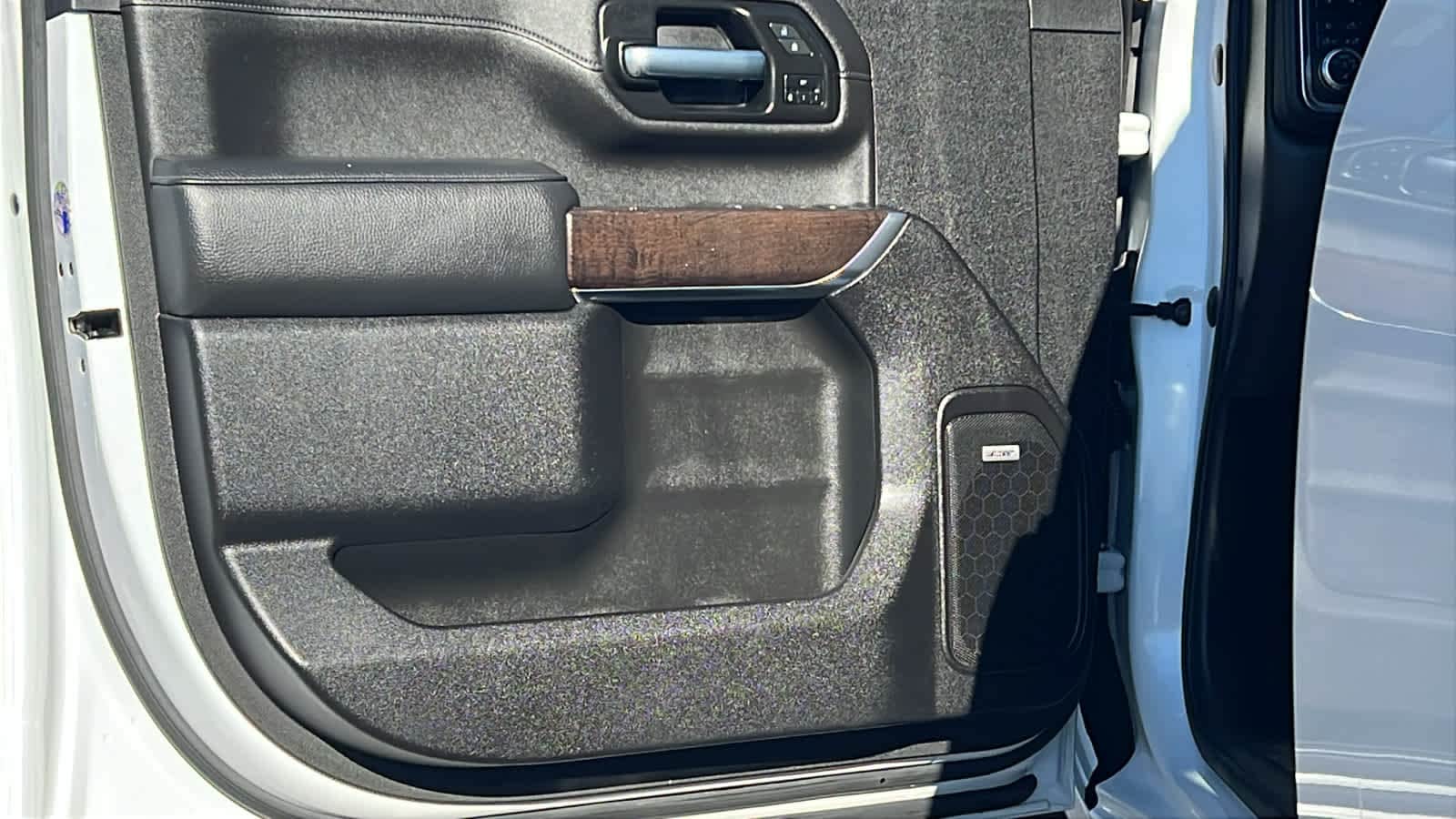 Thumbnail: 2022 GMC Sierra 2500 - 23