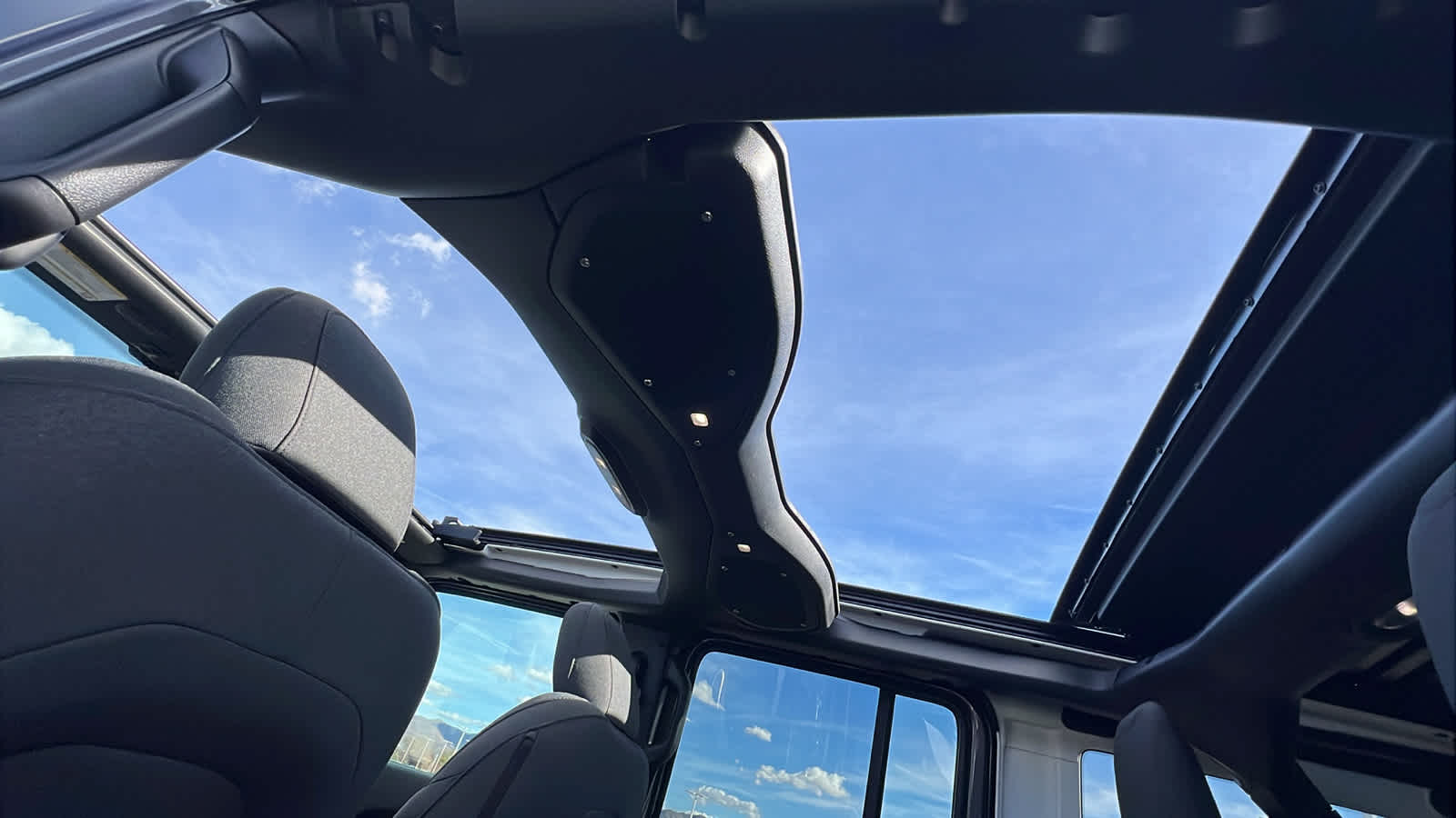 Thumbnail: 2026 Jeep Wrangler - 31