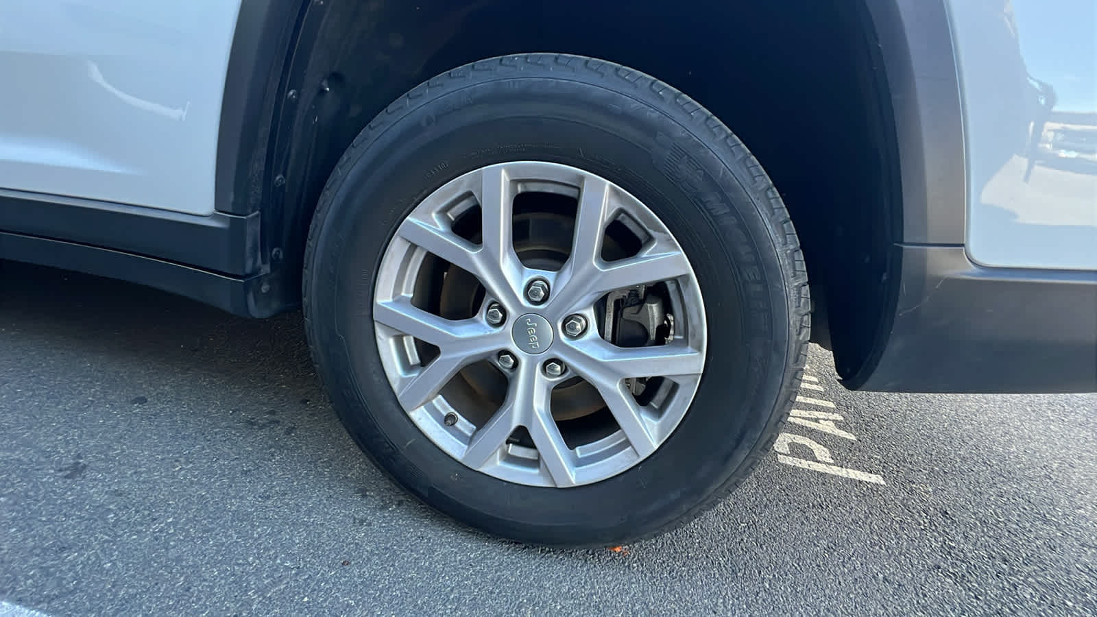 Thumbnail: 2022 Jeep Grand Cherokee - 9