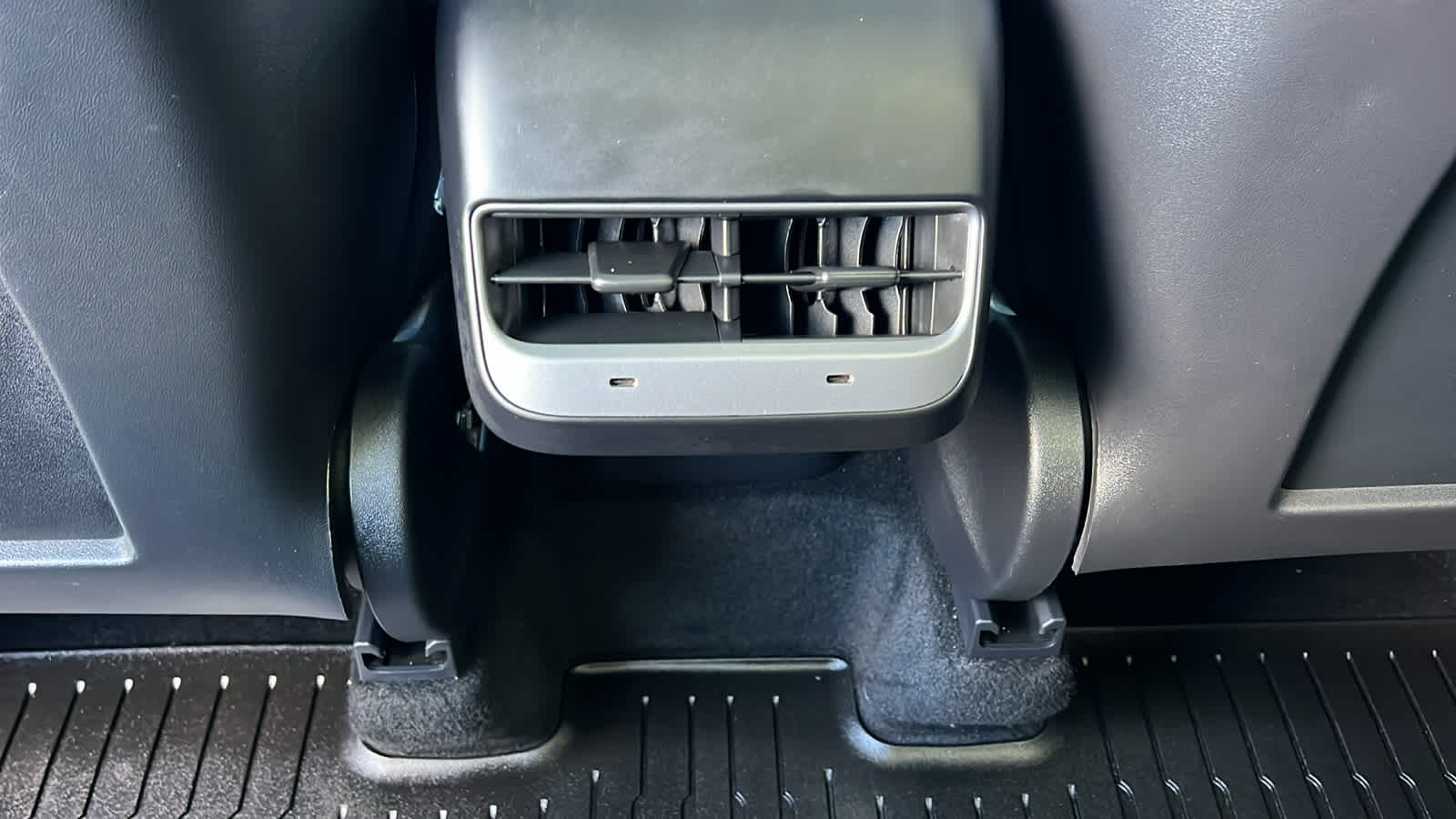 Thumbnail: 2023 Tesla Model Y - 23