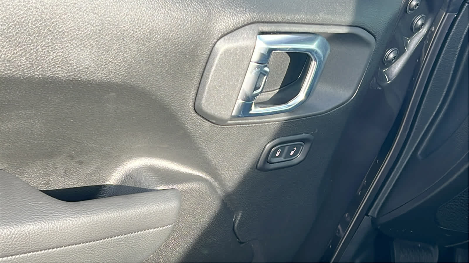 Thumbnail: 2026 Jeep Wrangler - 22