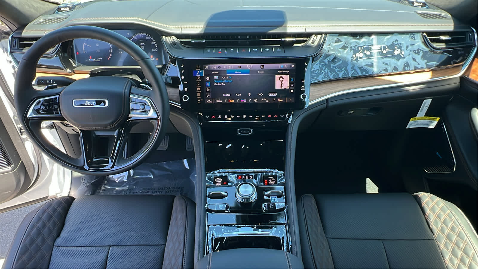 Thumbnail: 2026 Jeep Grand Cherokee - 26