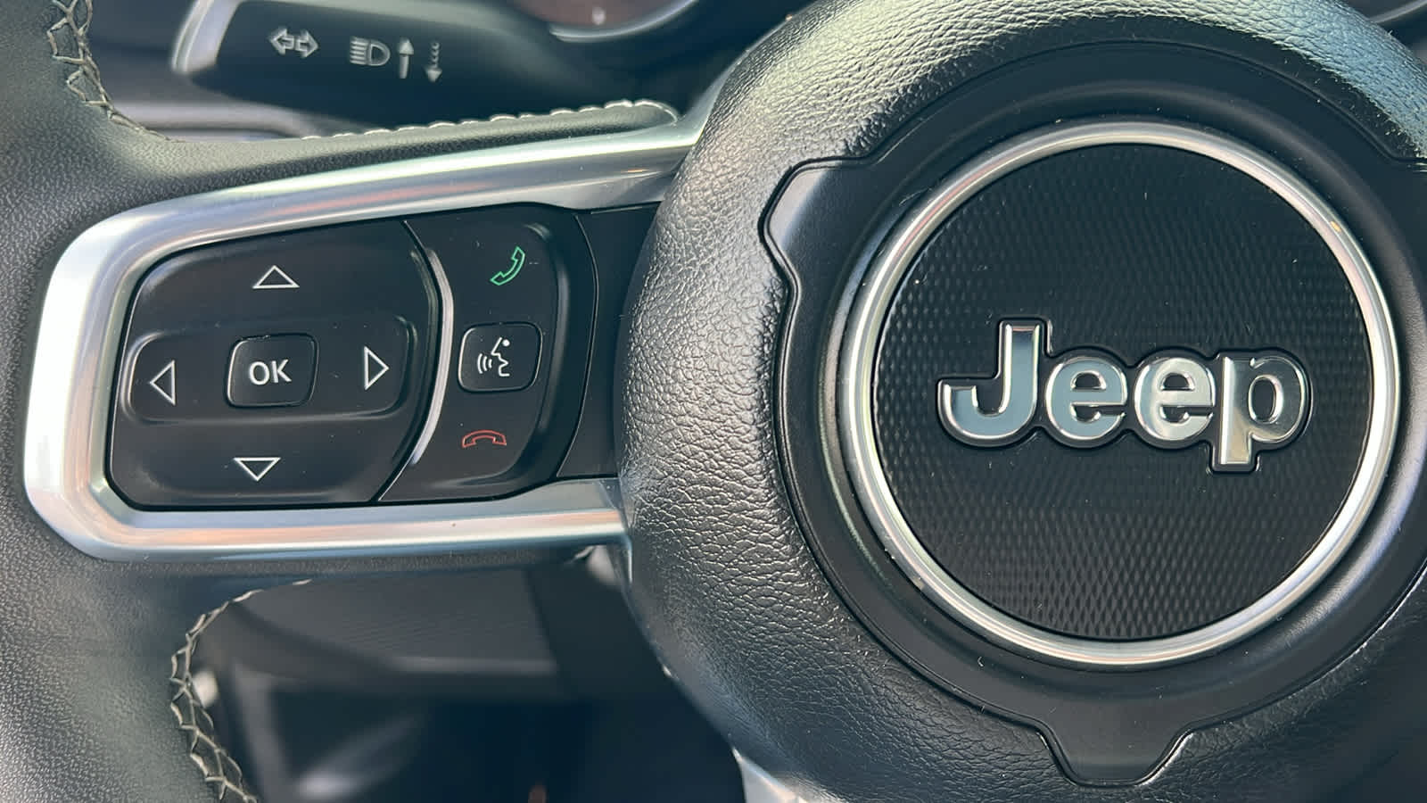Thumbnail: 2023 Jeep Wrangler - 18