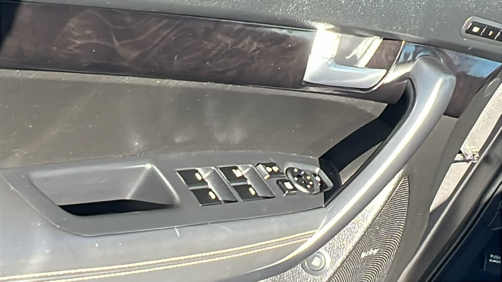 Thumbnail: 2014 Kia Sorento - 22