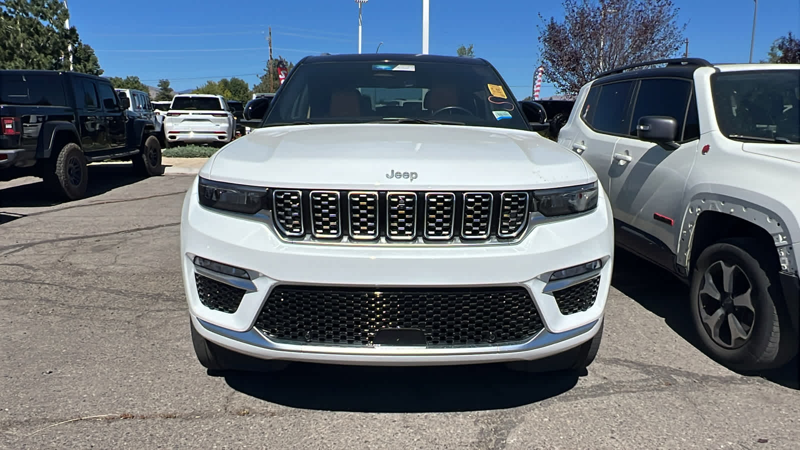 Thumbnail: 2023 Jeep Grand Cherokee - 2