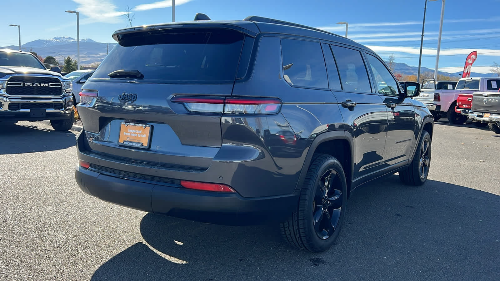 Thumbnail: 2023 Jeep Grand Cherokee - 5