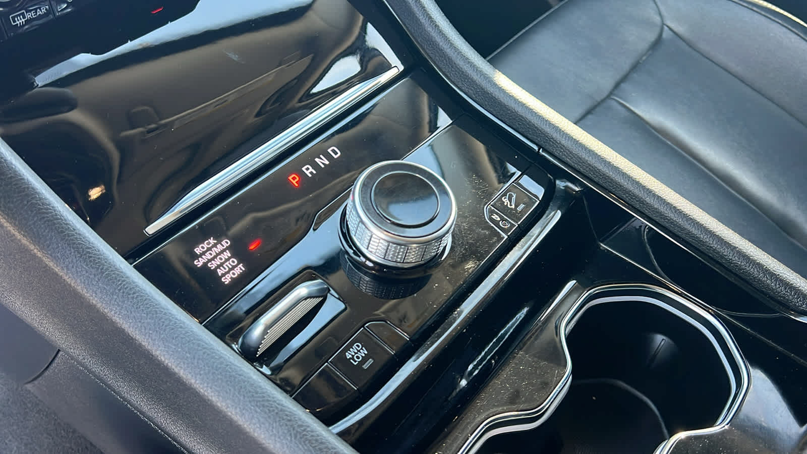 Thumbnail: 2022 Jeep Grand Cherokee - 13