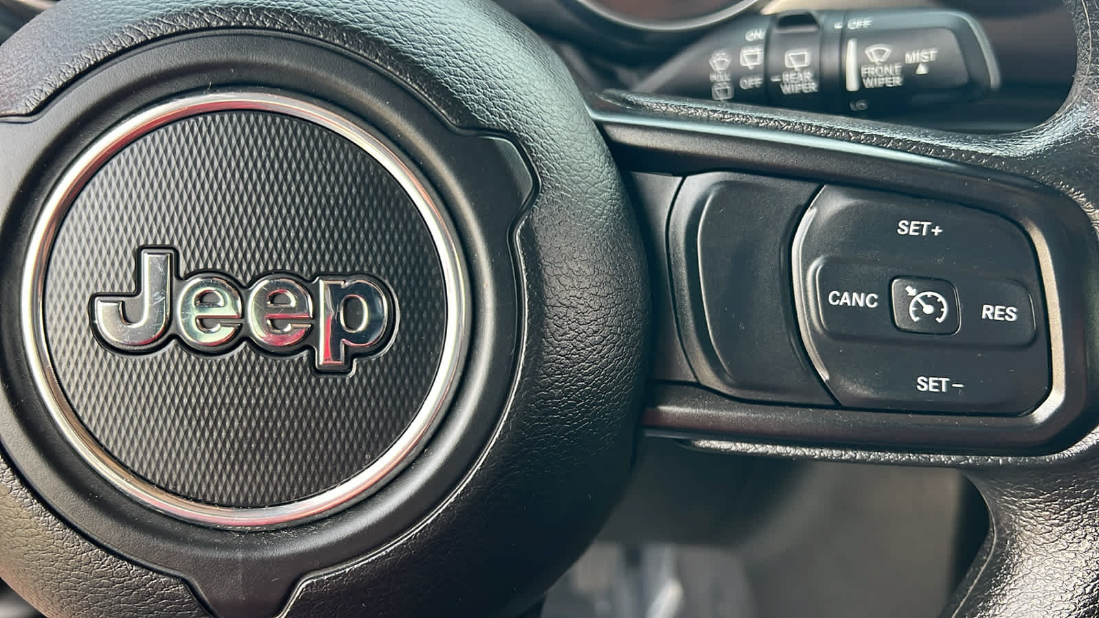 Thumbnail: 2019 Jeep Wrangler - 20