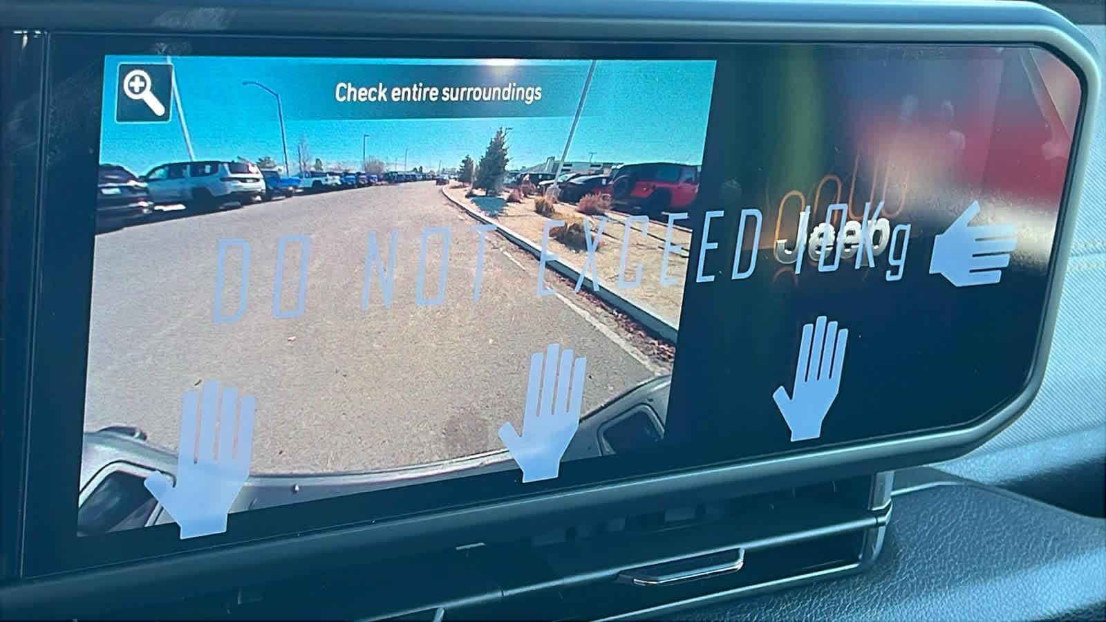 Thumbnail: 2026 Jeep Gladiator - 16