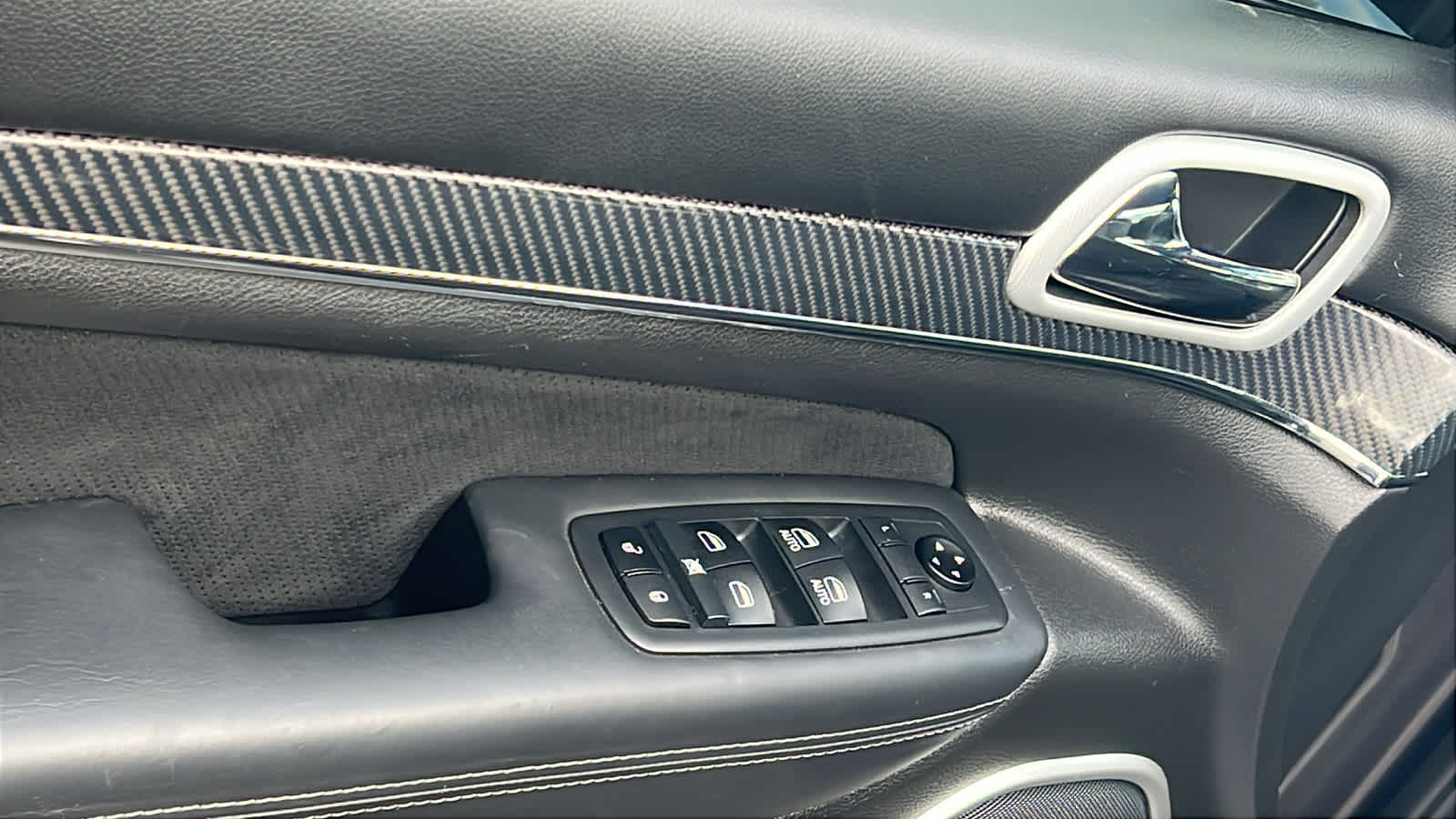 Thumbnail: 2019 Jeep Grand Cherokee - 22