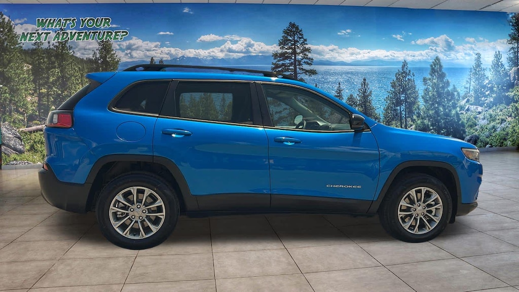 Certified 2022 Jeep Cherokee Latitude Lux SUV