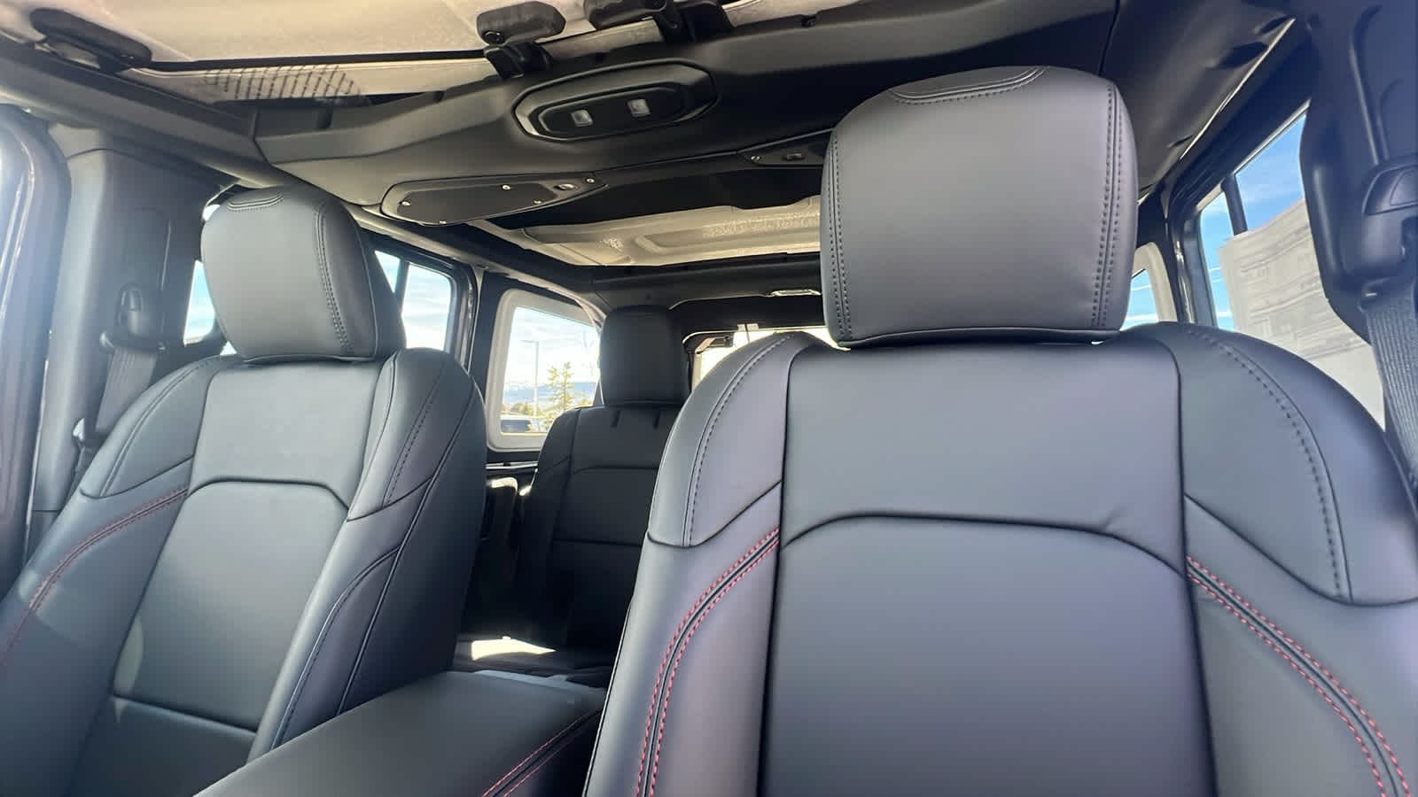 Thumbnail: 2026 Jeep Wrangler - 11