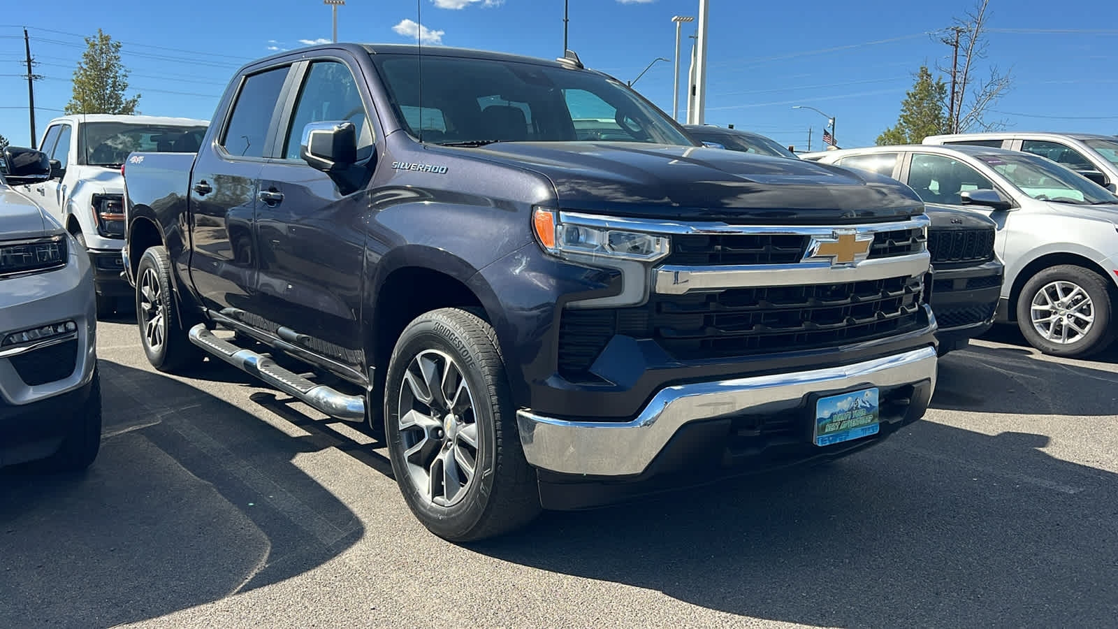 Thumbnail: 2022 Chevrolet Silverado 1500 - 3