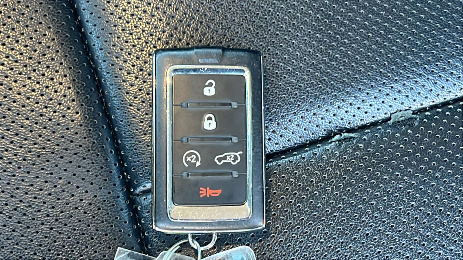 Thumbnail: 2023 Jeep Grand Cherokee - 29