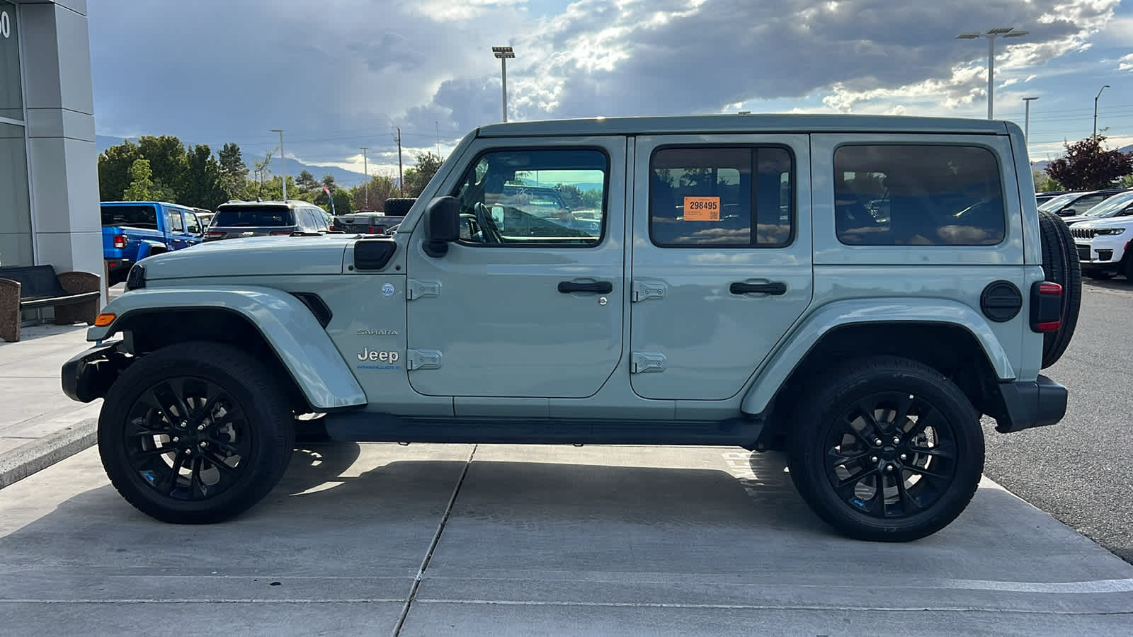 Thumbnail: 2023 Jeep Wrangler - 8
