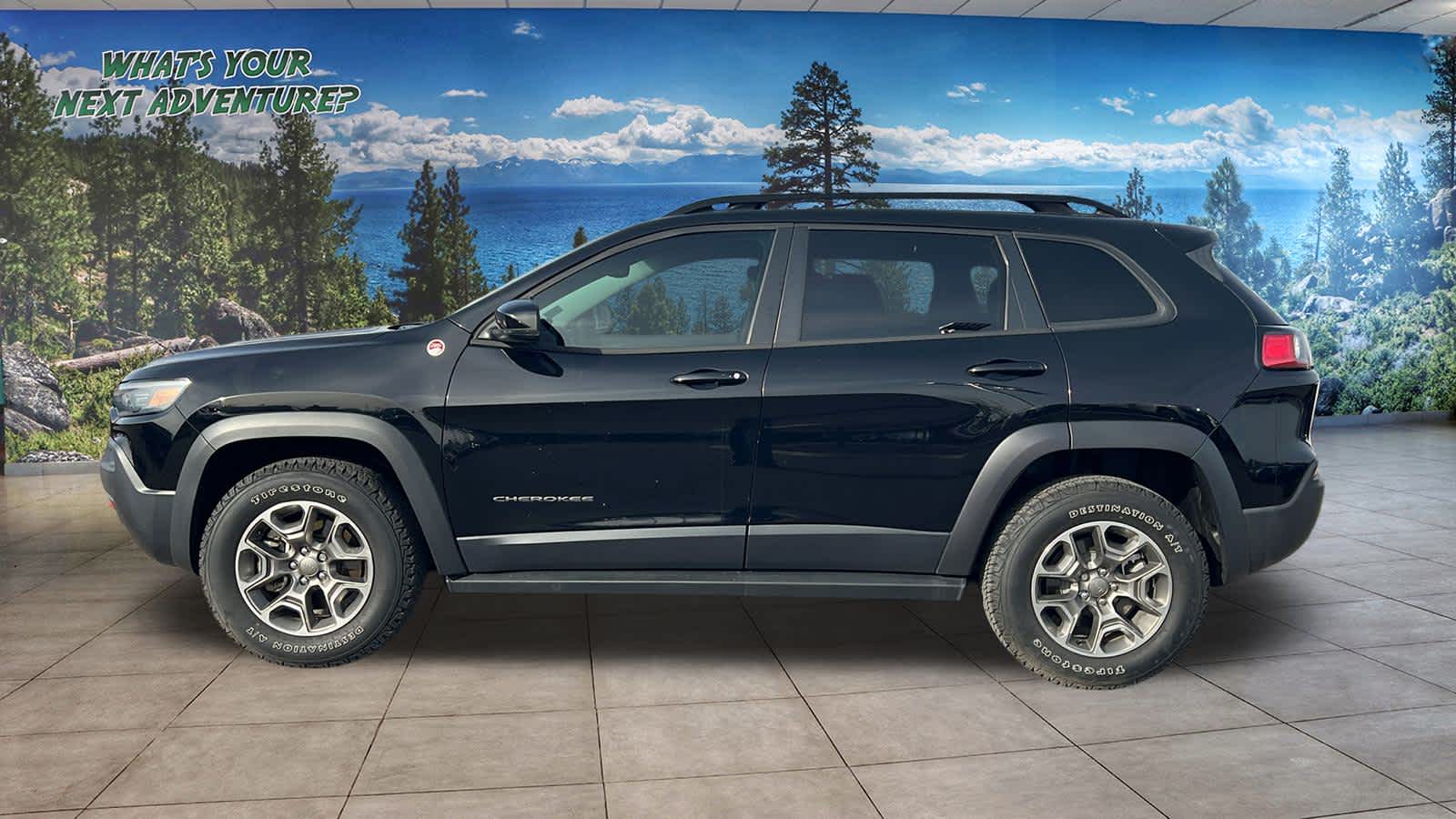 Thumbnail: 2022 Jeep Cherokee - 8
