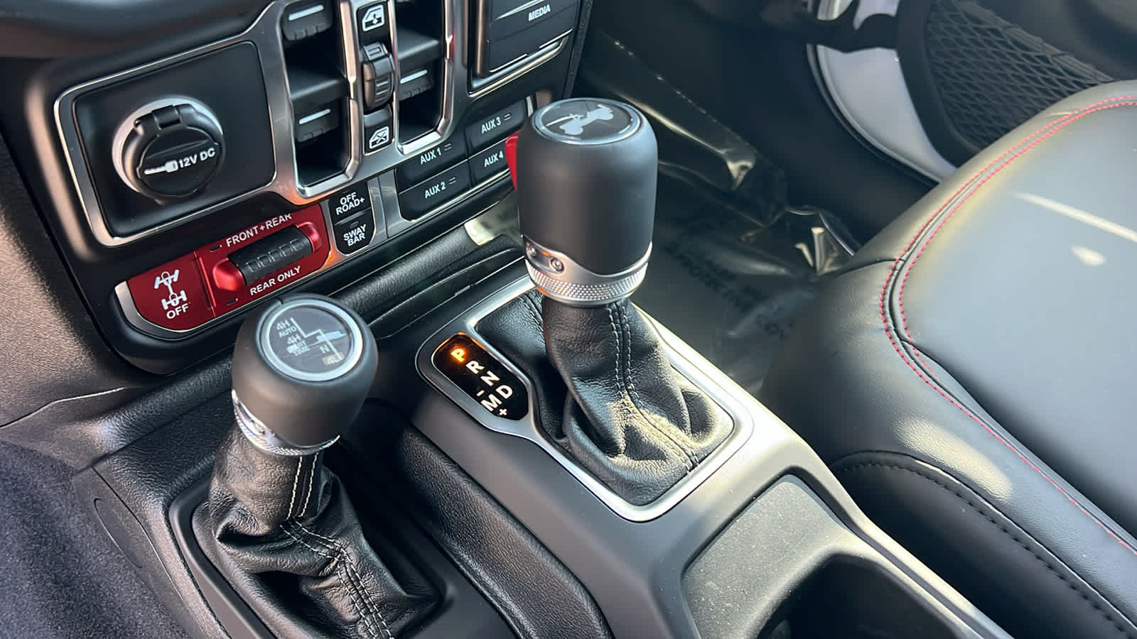 Thumbnail: 2026 Jeep Wrangler - 13