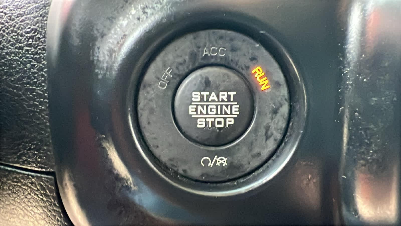 Thumbnail: 2019 Jeep Wrangler - 17