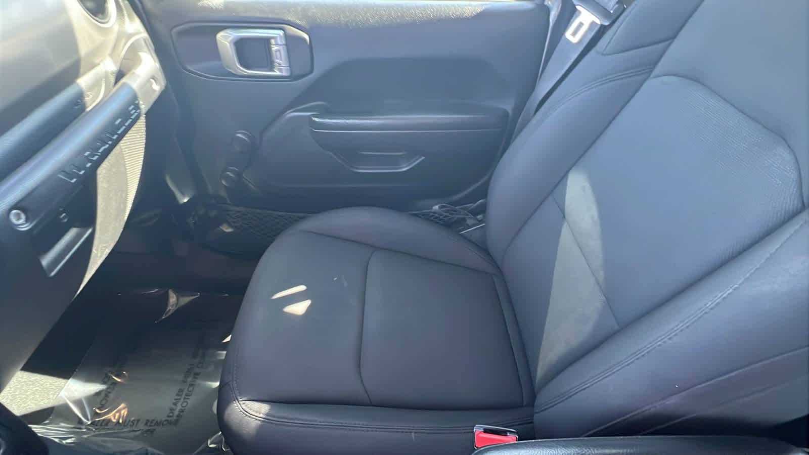 Thumbnail: 2022 Jeep Wrangler - 12