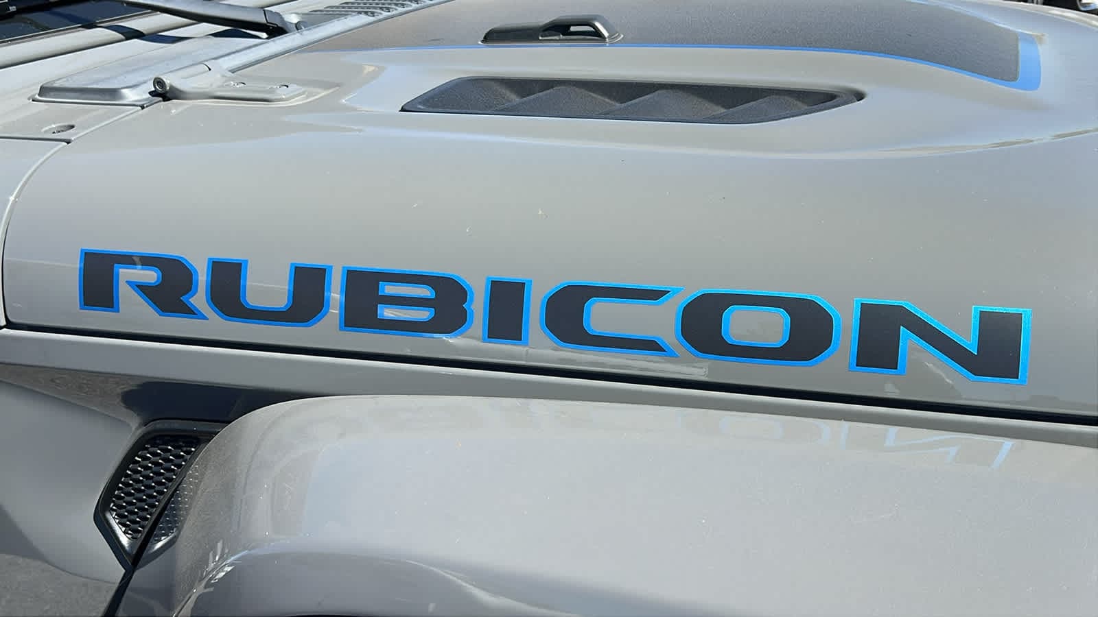 Thumbnail: 2022 Jeep Wrangler - 5
