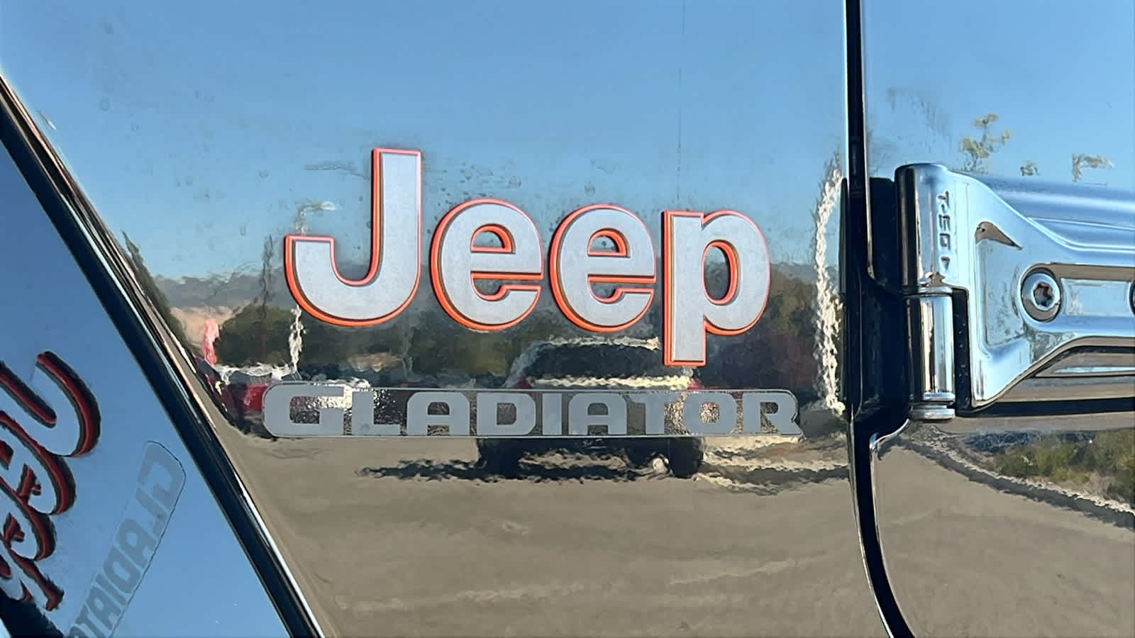 Thumbnail: 2021 Jeep Gladiator - 28