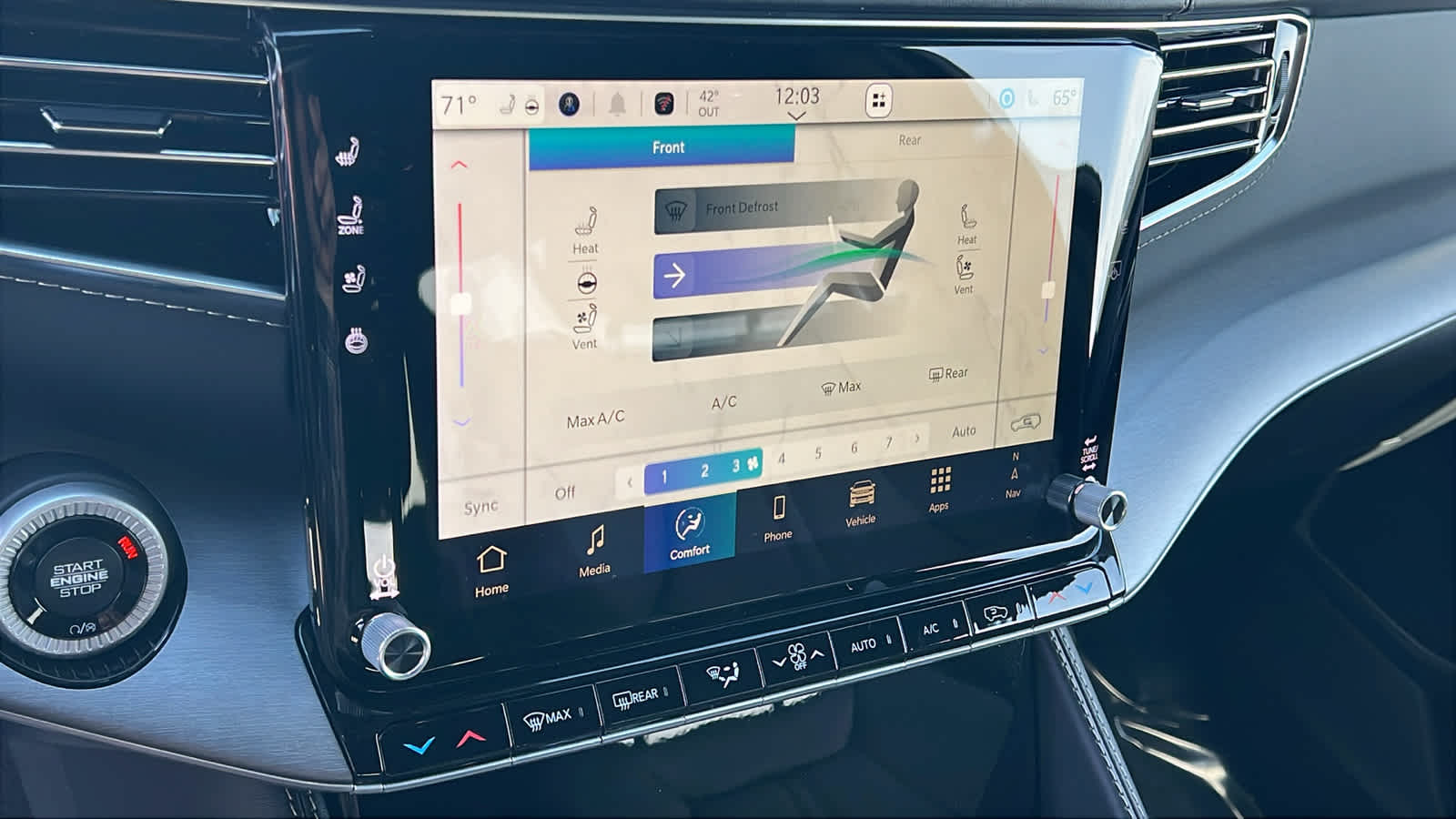 Thumbnail: 2026 Jeep Grand Wagoneer L - 14