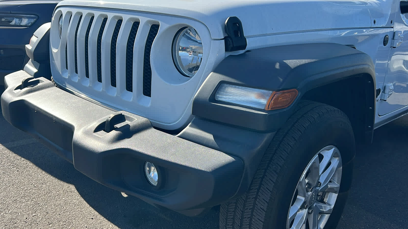 Thumbnail: 2023 Jeep Wrangler - 8