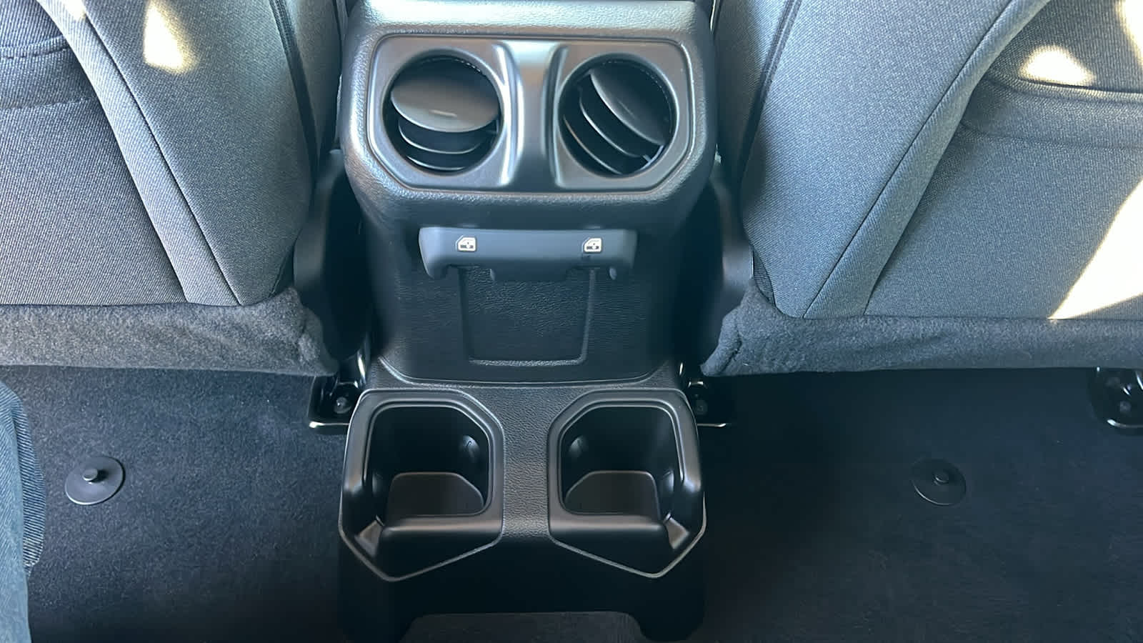 Thumbnail: 2026 Jeep Wrangler - 25