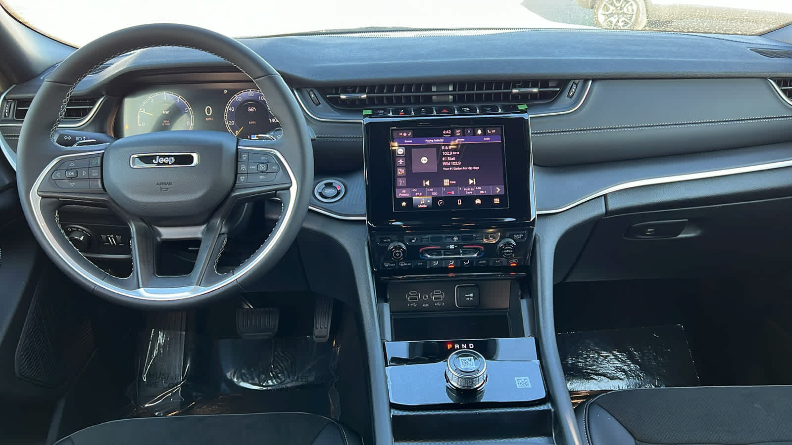 Thumbnail: 2025 Jeep Grand Cherokee L - 26