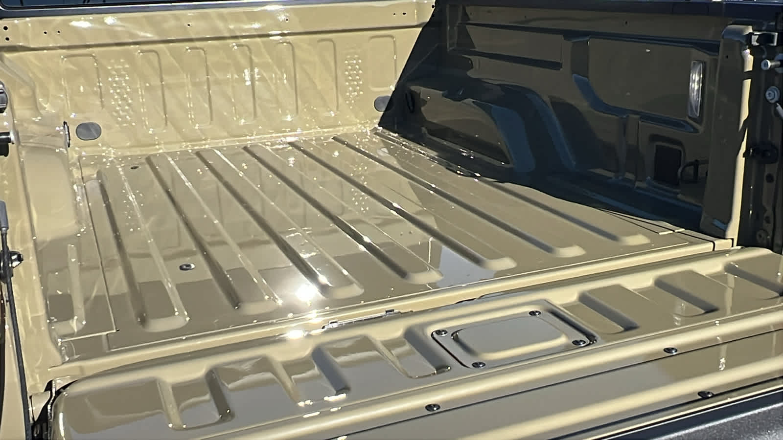 Thumbnail: 2026 Jeep Gladiator - 27