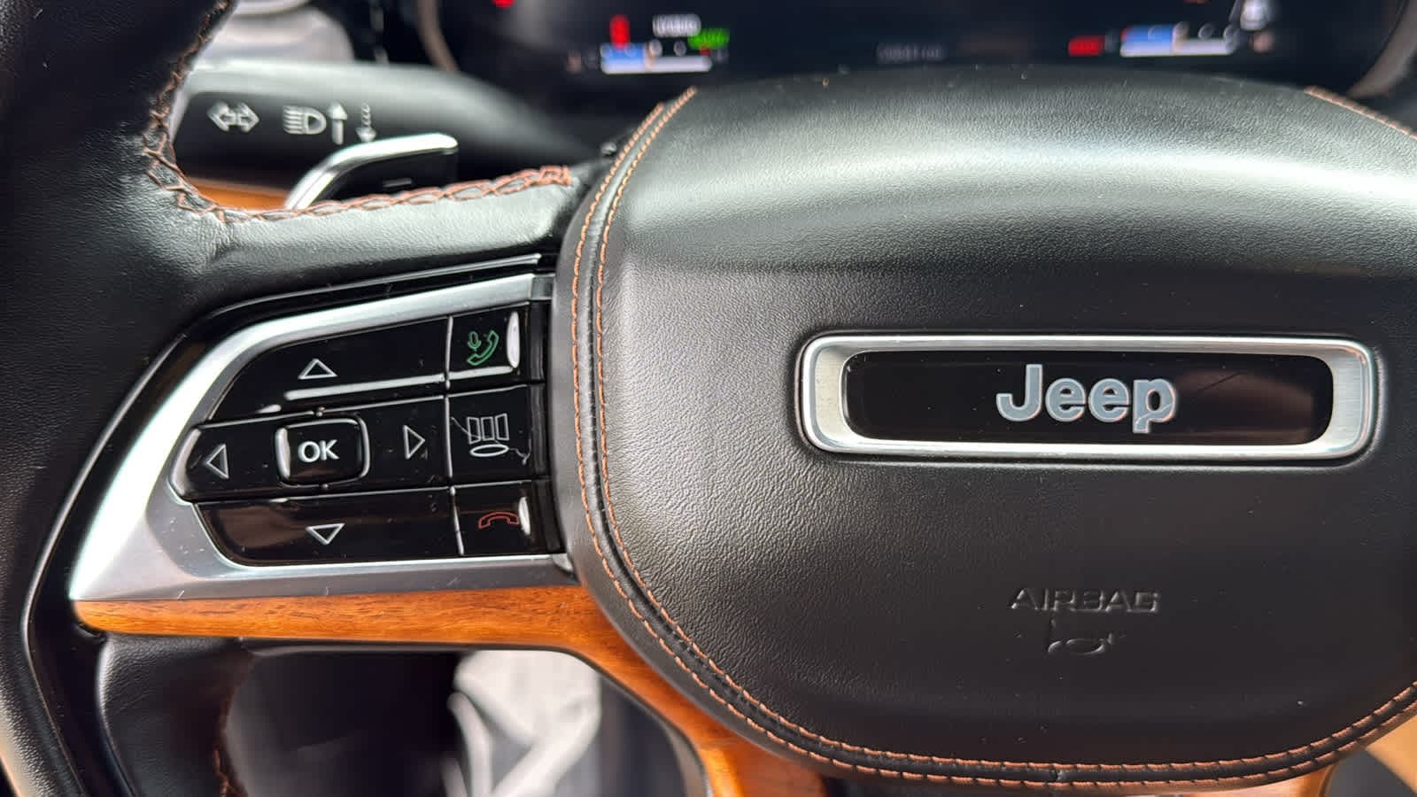 Thumbnail: 2022 Jeep Grand Cherokee - 19