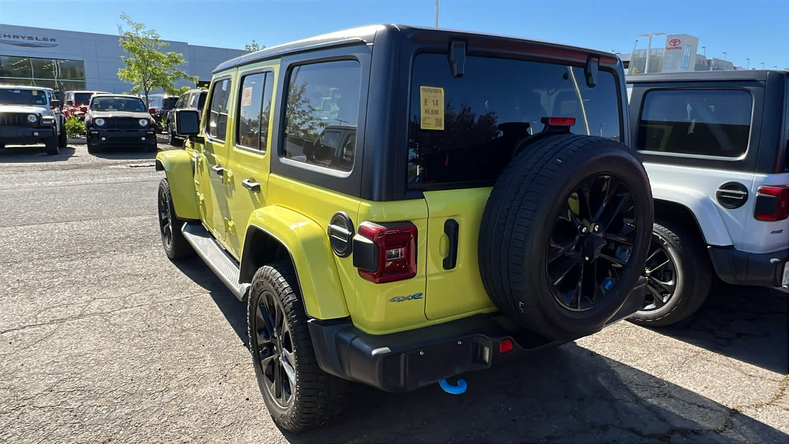Thumbnail: 2023 Jeep Wrangler - 8