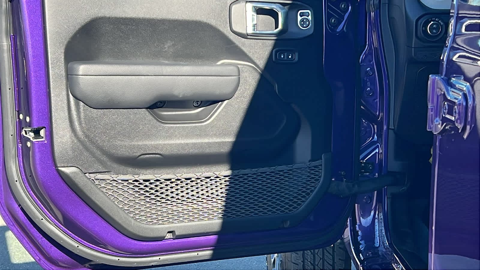 Thumbnail: 2026 Jeep Gladiator - 23