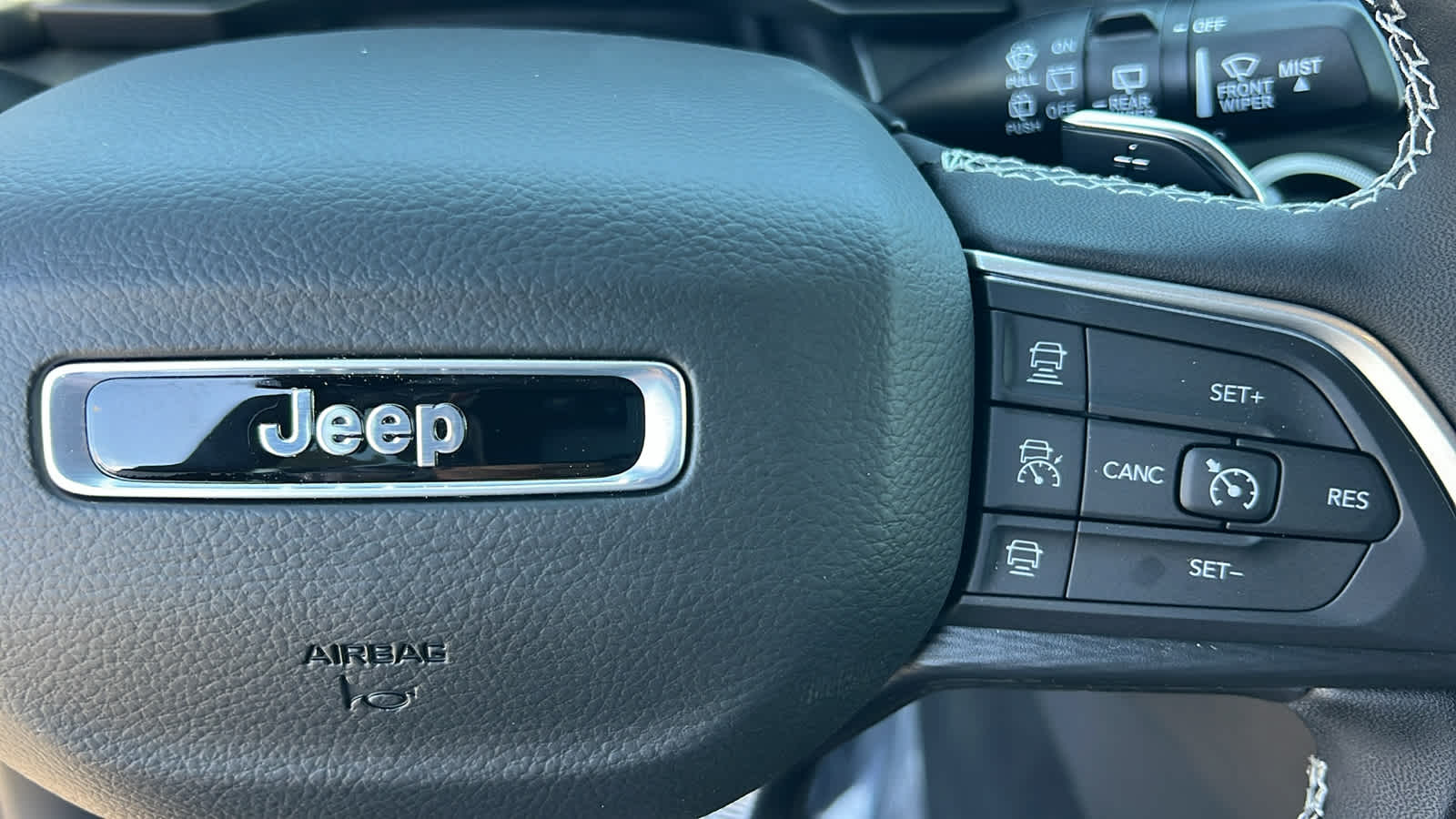 Thumbnail: 2025 Jeep Grand Cherokee L - 20
