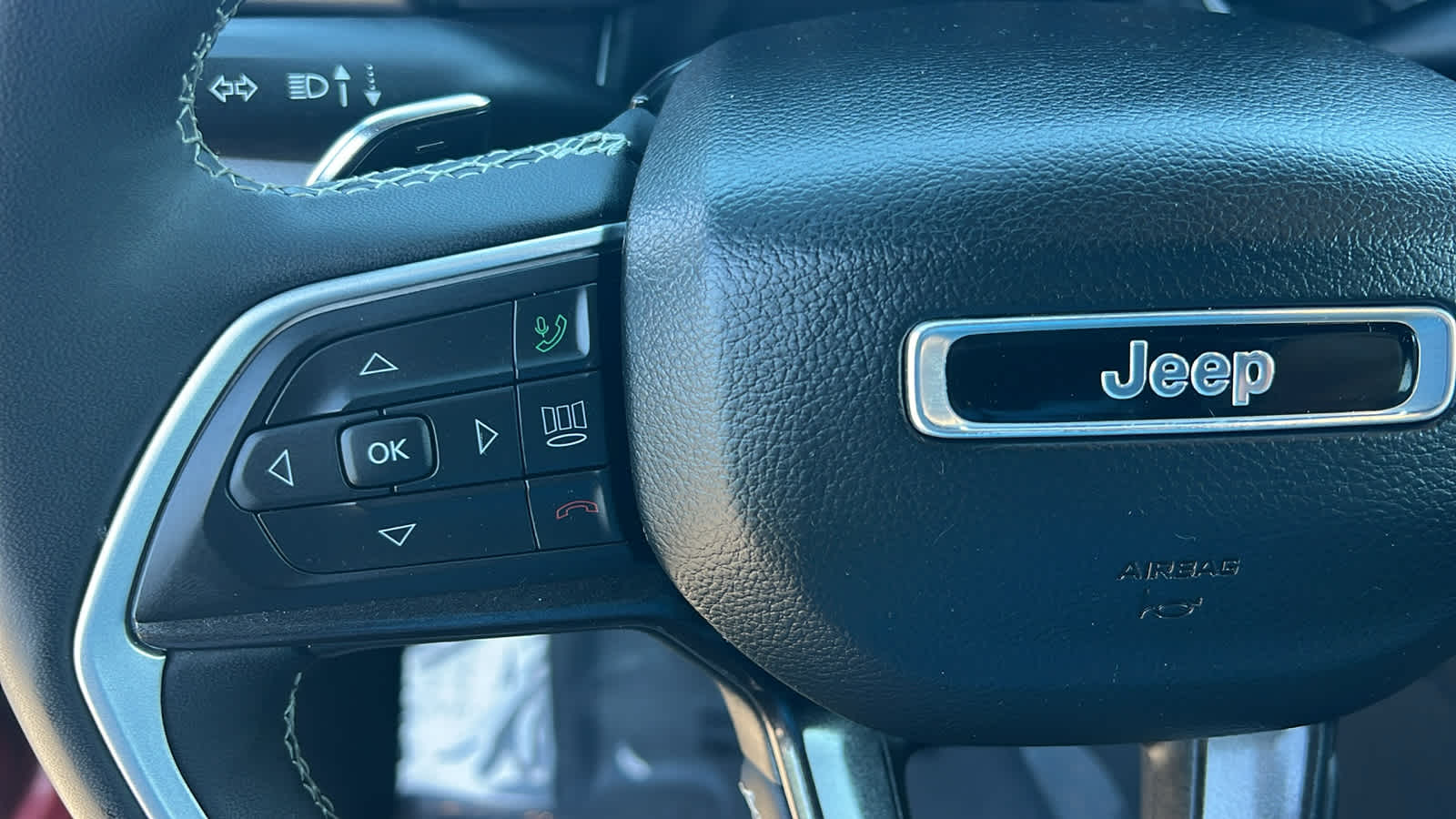 Thumbnail: 2023 Jeep Grand Cherokee - 19