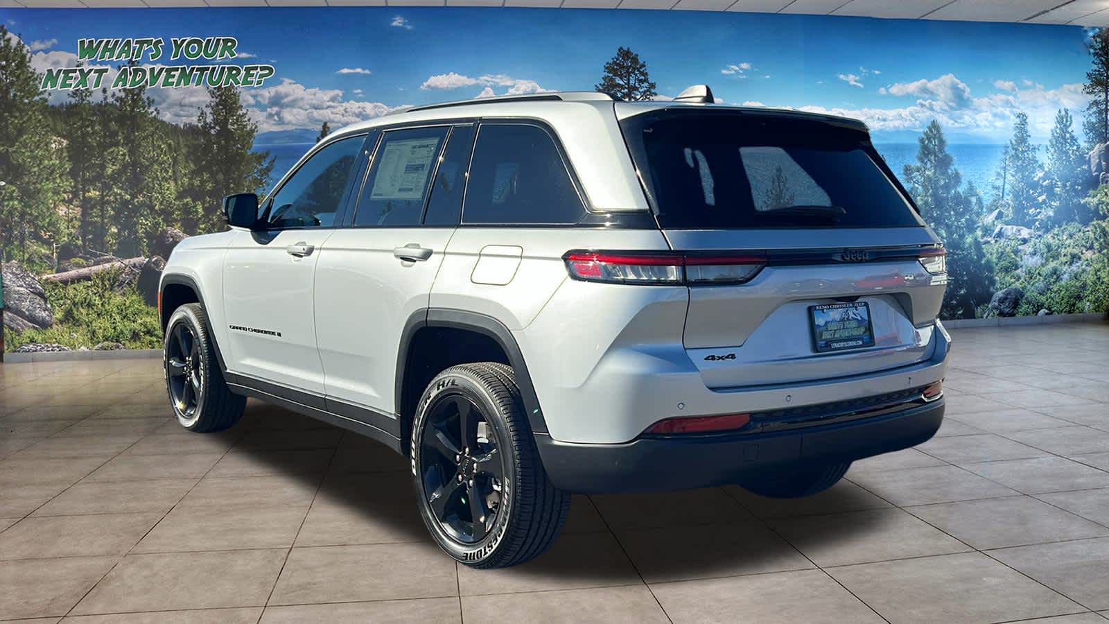 Thumbnail: 2025 Jeep Grand Cherokee - 7