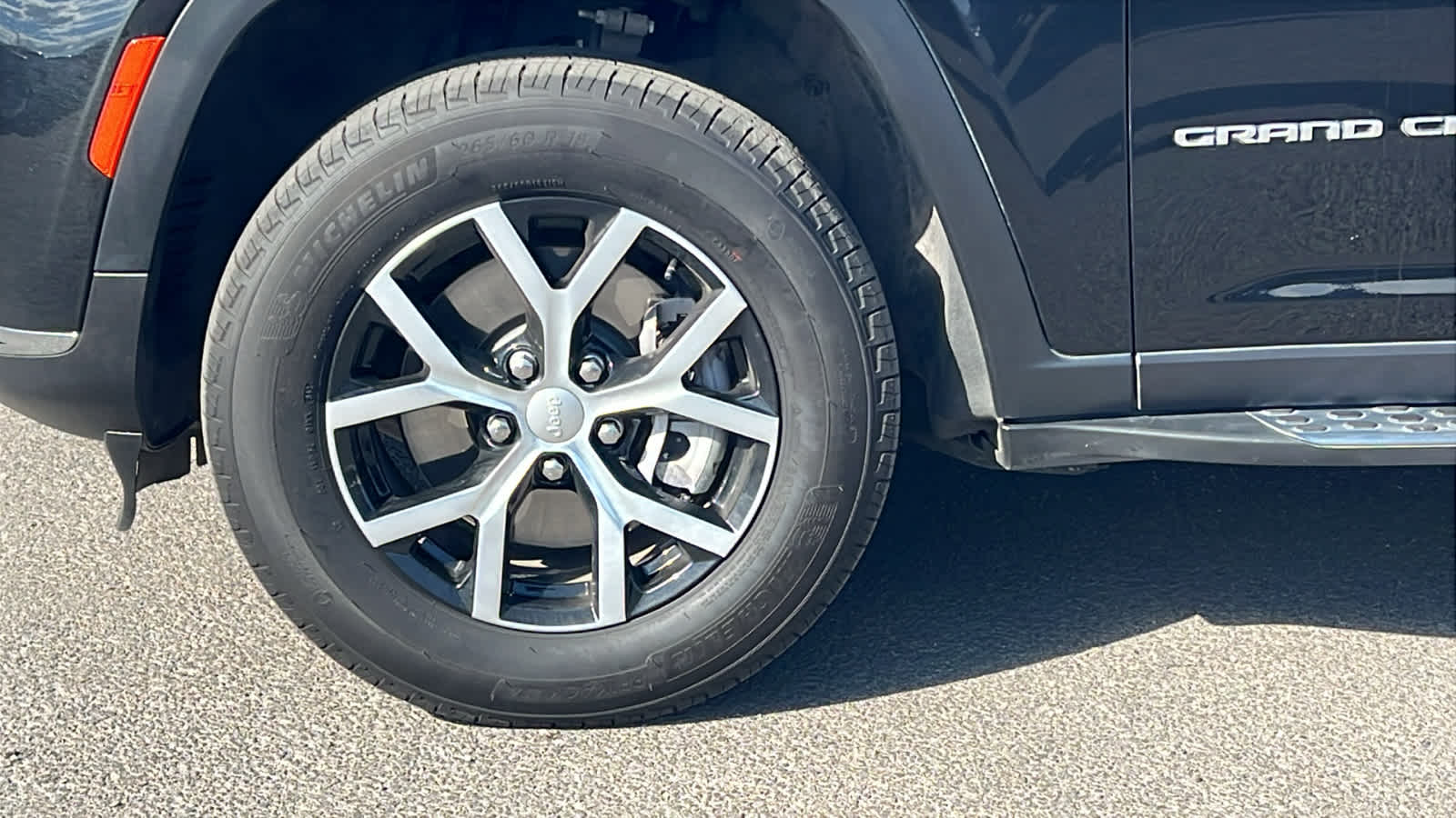 2025 Jeep Grand Cherokee L Limited - Photo 9
