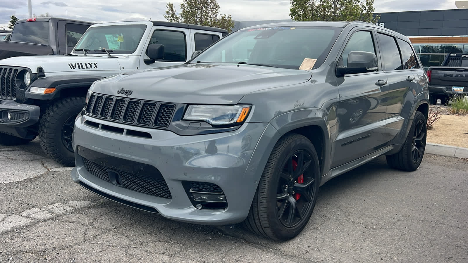 Thumbnail: 2020 Jeep Grand Cherokee - 1