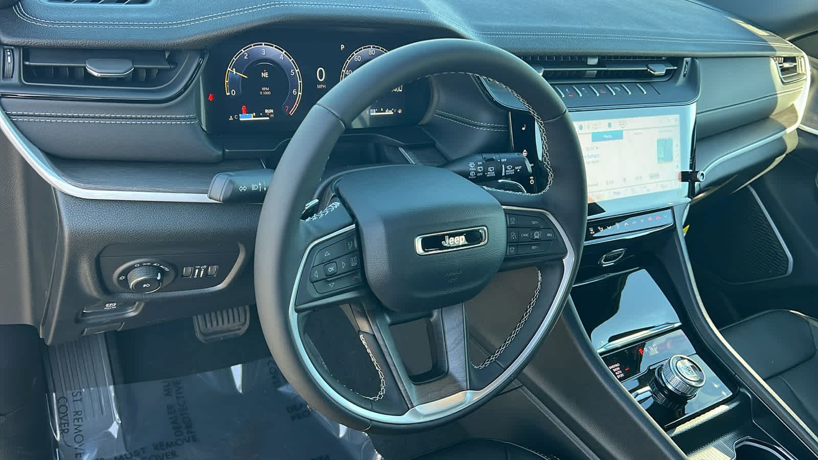 Thumbnail: 2026 Jeep Grand Cherokee - 10