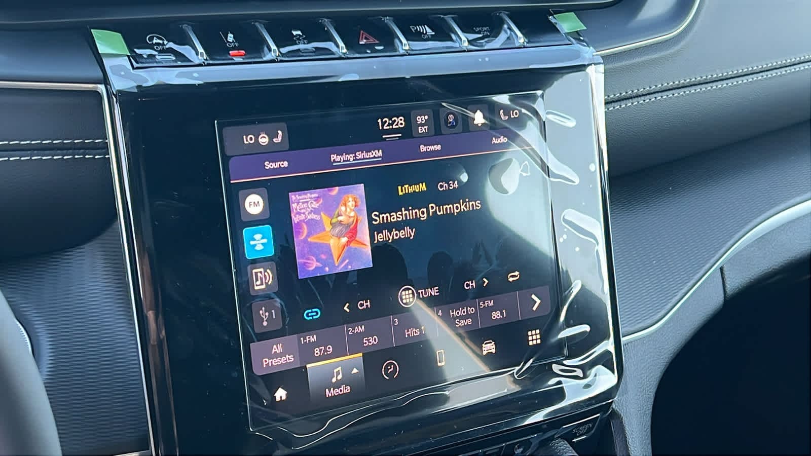 Thumbnail: 2025 Jeep Grand Cherokee L - 15