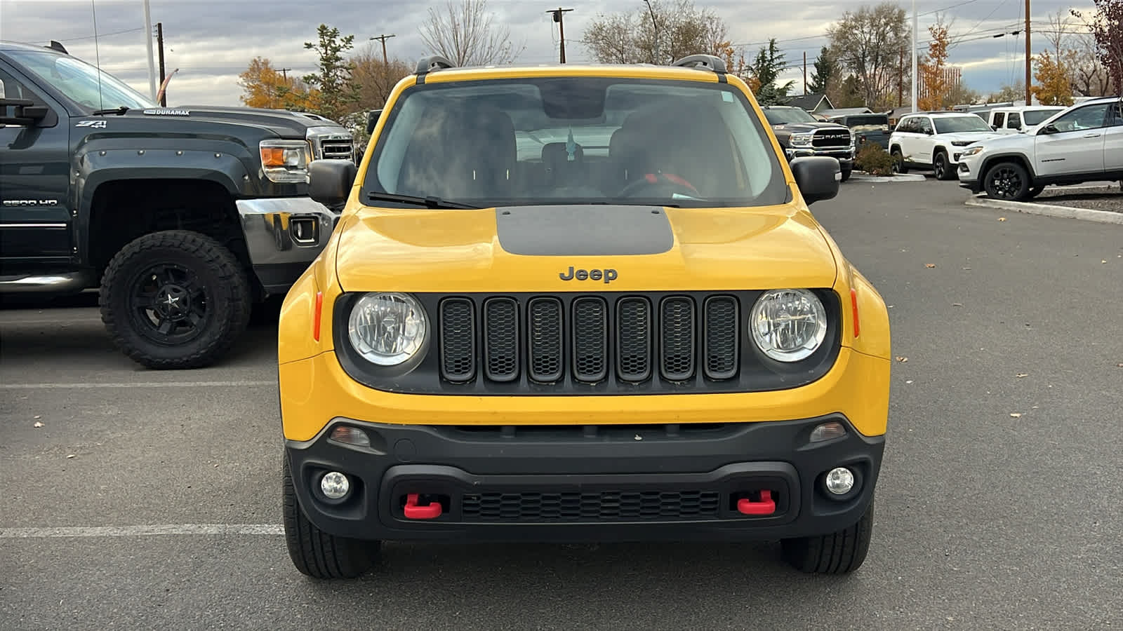 2016 Jeep Renegade Trailhawk photo 2
