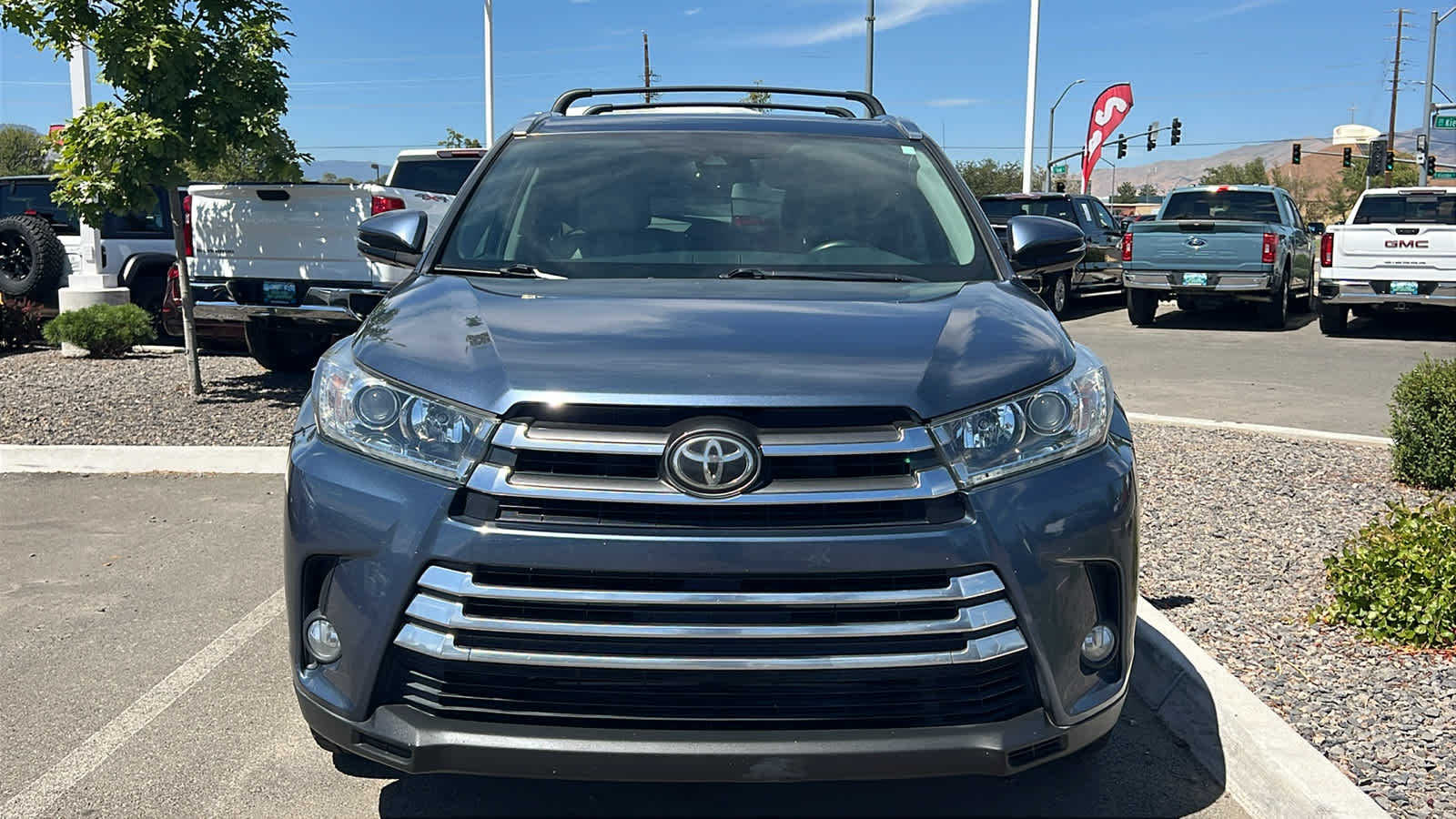 Thumbnail: 2017 Toyota Highlander - 2