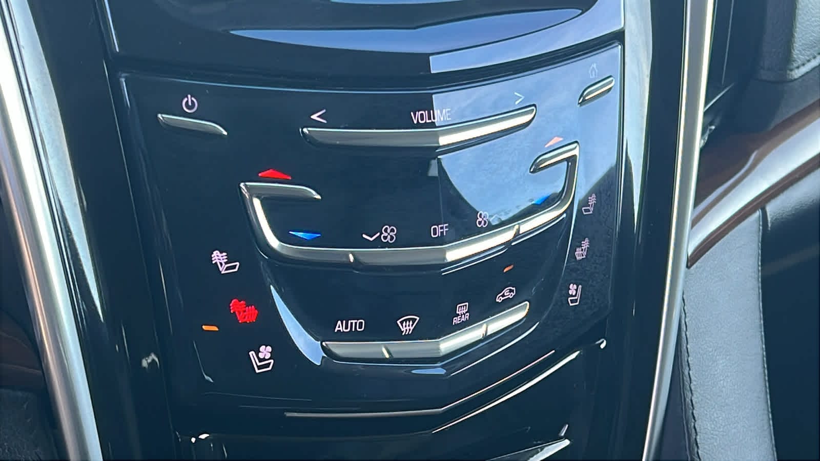 Thumbnail: 2020 Cadillac Escalade - 14