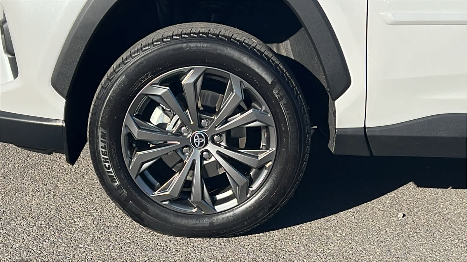 Thumbnail: 2024 Toyota RAV4 - 9