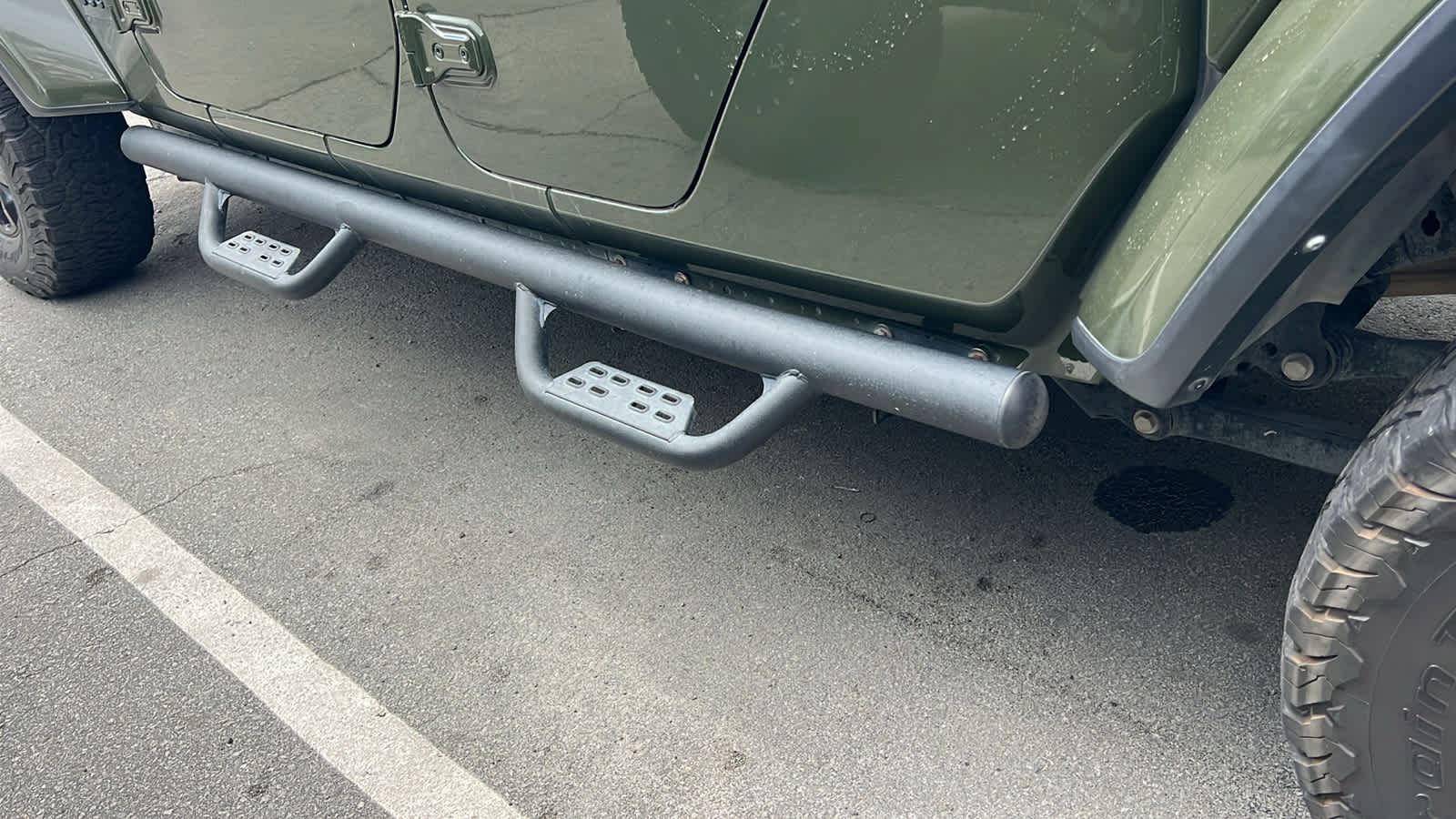 Thumbnail: 2022 Jeep Gladiator - 10