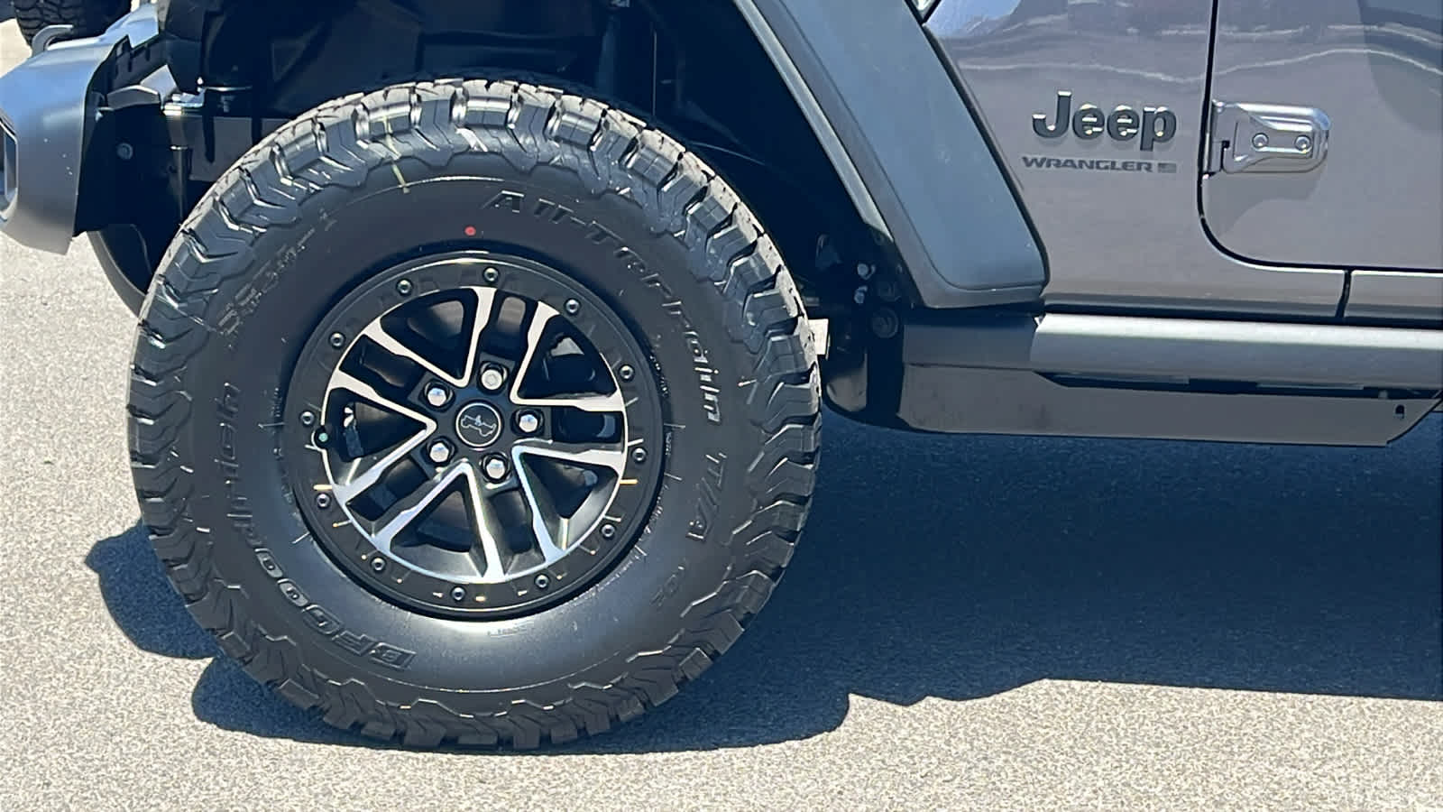 Thumbnail: 2026 Jeep Wrangler - 9