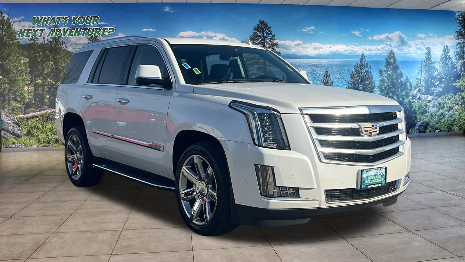 Thumbnail: 2020 Cadillac Escalade - 3